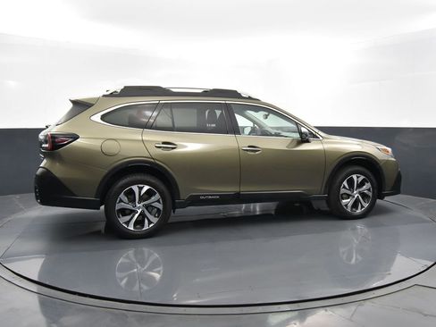 Used 2020 Subaru Outback Touring XT image 33