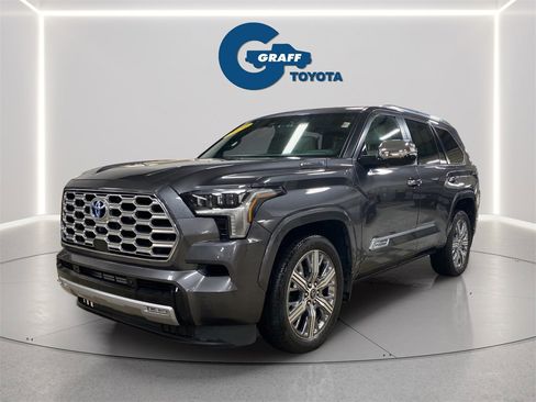 Used 2024 Toyota Sequoia Capstone image 10