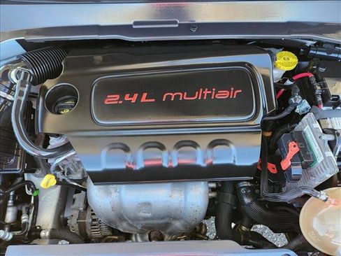 Used 2018 Jeep Compass Latitude AWD/4WD image 26
