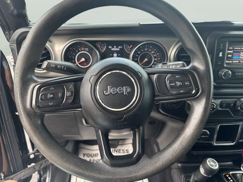 Used 2021 Jeep Wrangler Unlimited Sport AWD/4WD image 12