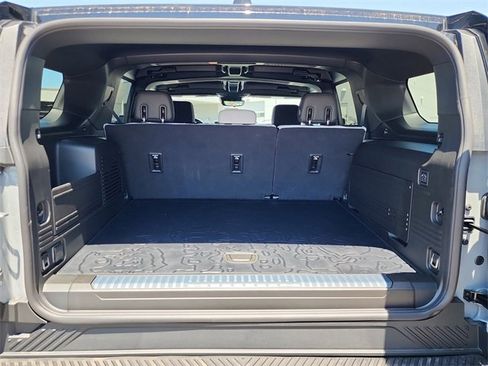 New 2025 GMC Hummer EV 2X image 5