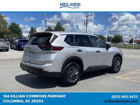 Used 2024 Nissan Rogue S FWD image 6