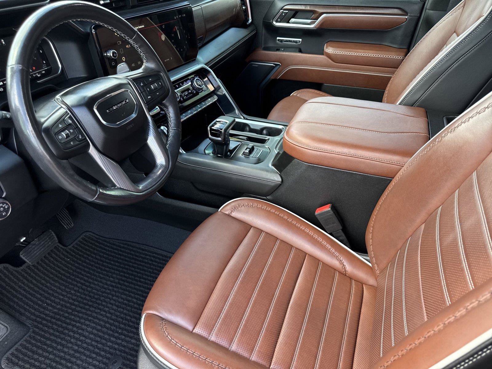 Used 2023 GMC Sierra 1500 Denali Ultimate AWD/4WD image 11