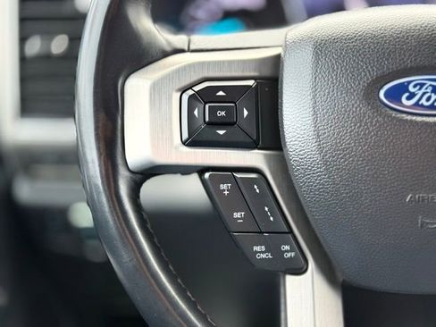 Used 2022 Ford F250 Platinum w/ Tremor Off-Road Package image 38