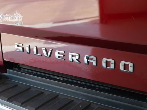 Used 2016 Chevrolet Silverado 2500 LTZ w/ LTZ Plus Package AWD/4WD image 31