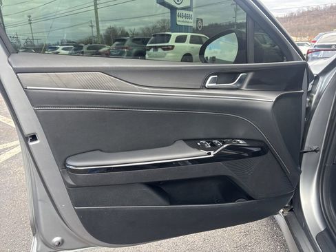 Used 2025 Kia K5 GT-Line image 13