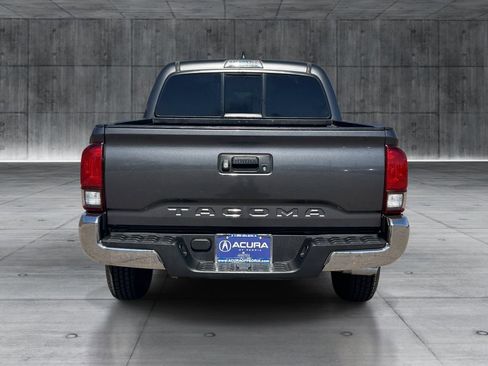 Used 2020 Toyota Tacoma SR5 RWD image 4