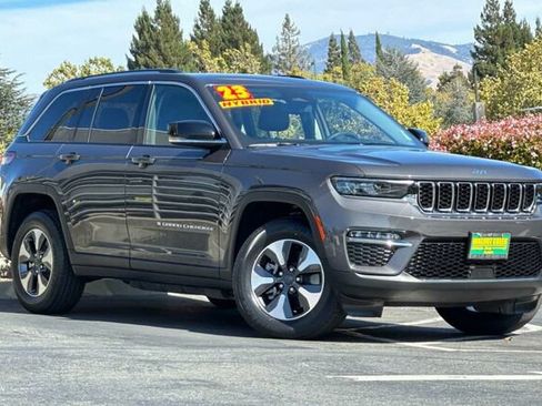 Certified 2023 Jeep Grand Cherokee 4WD 4xe image 2