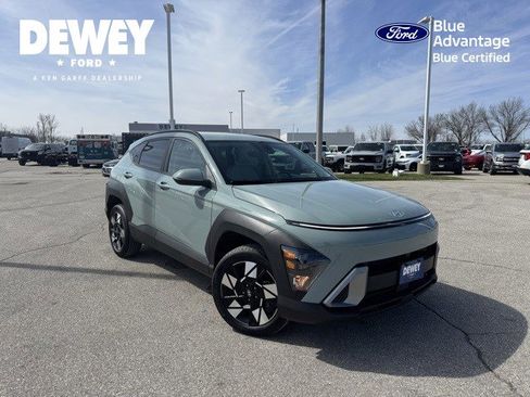Used 2025 Hyundai Kona SEL image 1