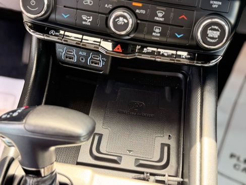 Used 2022 Dodge Durango GT AWD/4WD image 35
