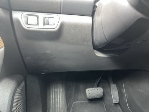 Used 2022 GMC Acadia SLE w/ Driver Convenience Package AWD/4WD image 18