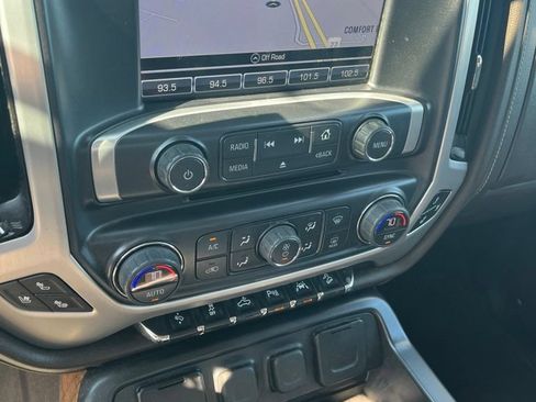 Used 2017 GMC Sierra 1500 SLT AWD/4WD image 12