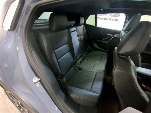 Used 2025 BMW X2 xDrive28i w/ Premium Package image 19