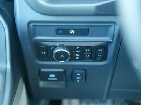 Certified 2025 Ford F150 Tremor AWD/4WD image 28