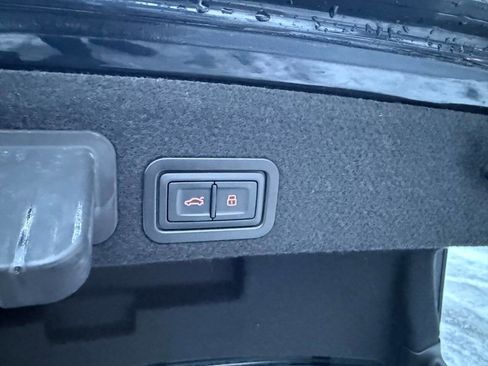 Used 2017 Audi A6 3.0T Prestige w/ Comfort Seating Package image 12