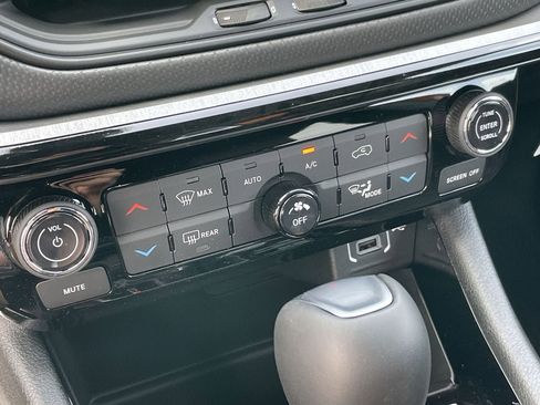 New 2026 Jeep Compass Trailhawk AWD/4WD image 18