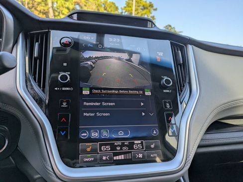 Used 2022 Subaru Outback Limited image 18