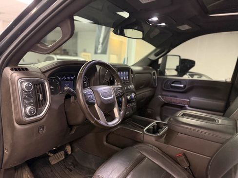 Used 2022 GMC Sierra 3500 Denali w/ Denali Ultimate Package AWD/4WD image 19