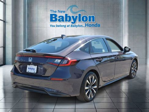 Used 2024 Honda Civic EX-L image 4