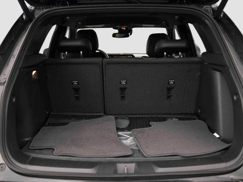 Used 2025 Chevrolet TrailBlazer RS w/ Convenience Package image 21