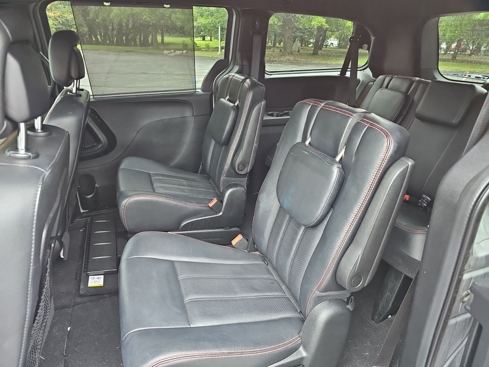 Used 2018 Dodge Grand Caravan GT FWD image 16