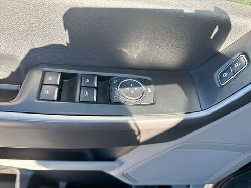 Used 2025 Ford F250 XLT image 15