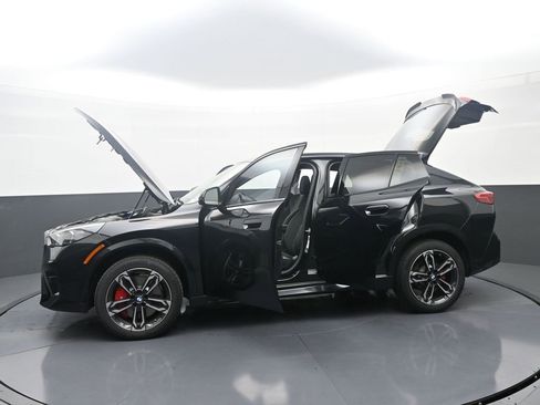 New 2026 BMW X2 xDrive28i w/ Technology Package AWD/4WD image 40