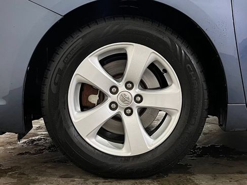 Used 2015 Toyota Sienna LE FWD image 16