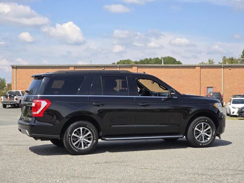 Used 2019 Ford Expedition XLT w/ Equipment Group 202A image 2