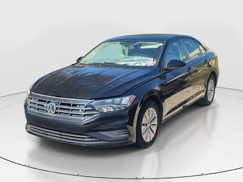 Used 2019 Volkswagen Jetta S image 2