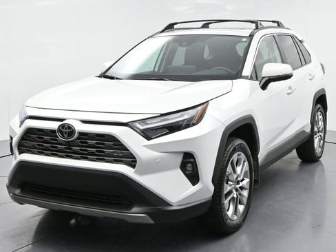 Used 2025 Toyota RAV4 Limited w/ Advanced Technology Package FWD image 3