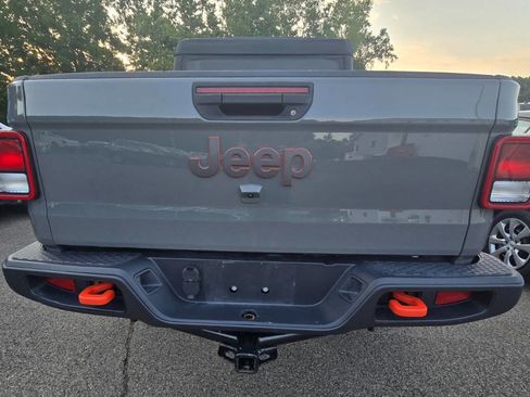 Used 2022 Jeep Gladiator Mojave image 6