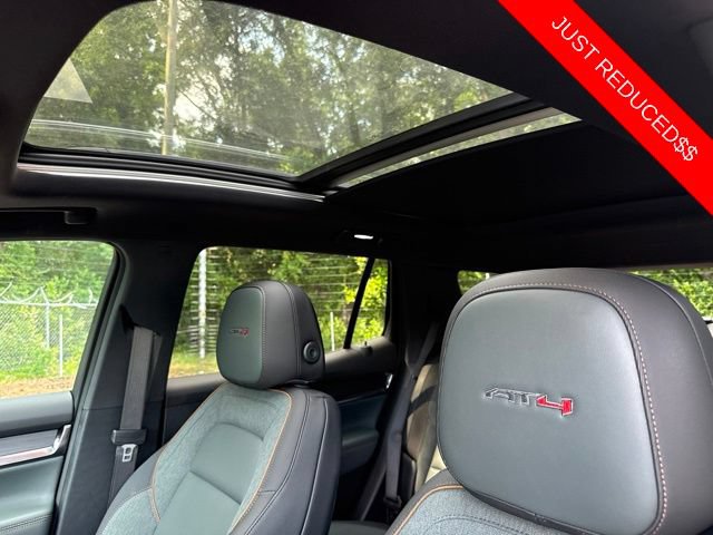 Used 2026 GMC Terrain AT4 AWD/4WD image 38