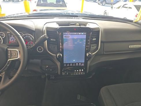 Used 2026 RAM 2500 Big Horn AWD/4WD image 8