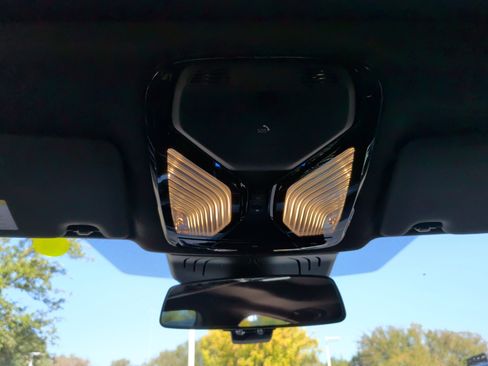 Certified 2025 BMW i4 M50 AWD/4WD image 31