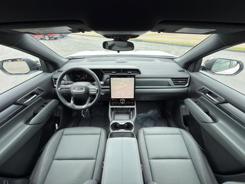 New 2026 GMC Terrain AT4 AWD/4WD image 2