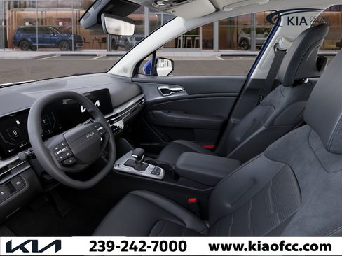 New 2026 Kia Sportage SX FWD image 17