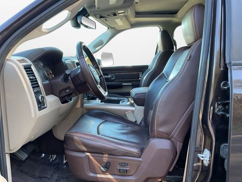 Used 2016 RAM 1500 Laramie Longhorn w/ Convenience Group image 9