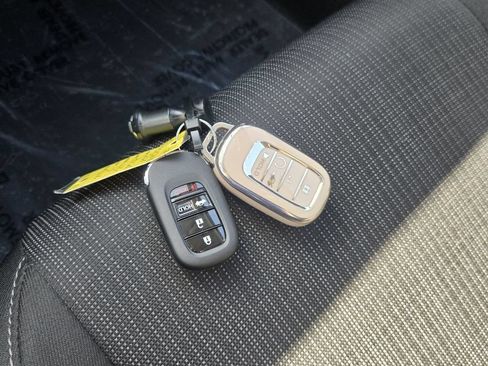 Certified 2025 Honda Civic LX image 17