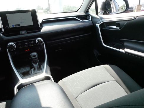 Certified 2025 Toyota RAV4 XLE AWD/4WD image 11
