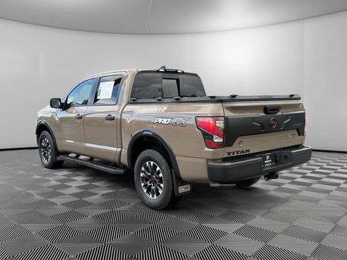 Used 2024 Nissan Titan PRO-4X w/ Pro-4x Convenience Package AWD/4WD image 3