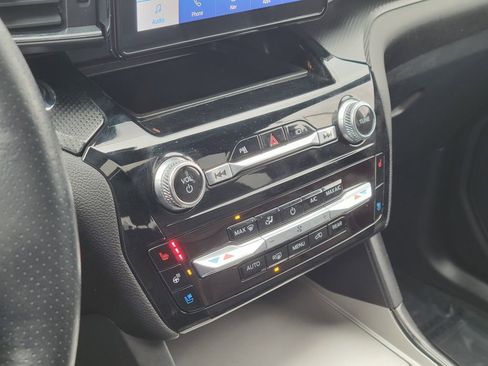 Certified 2022 Ford Explorer ST w/ Equipment Group 401A image 18