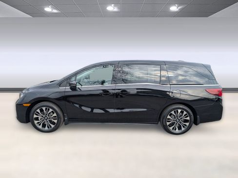 New 2026 Honda Odyssey Elite image 2
