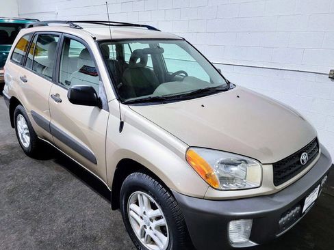 Used 2002 Toyota RAV4 2WD image 34