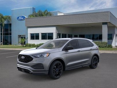 New 2024 Ford Edge SE w/ Black Appearance Package