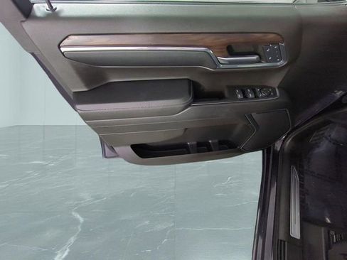 Certified 2024 GMC Sierra 1500 SLT image 22