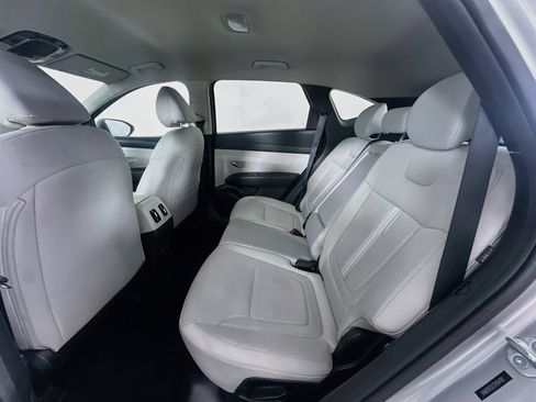 Used 2025 Hyundai Tucson SEL FWD image 26