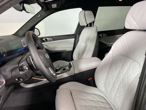 New 2026 BMW X7 xDrive40i image 6