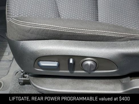 Certified 2024 GMC Terrain SLE w/ Driver Convenience Package AWD/4WD image 7