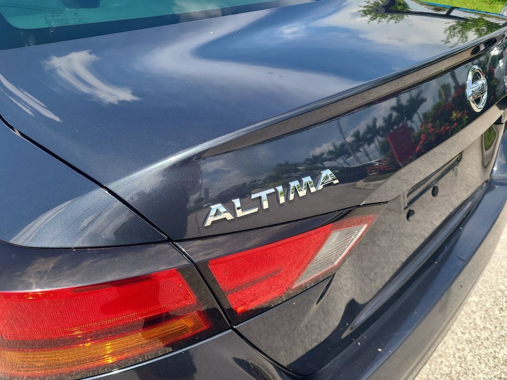 Used 2019 Nissan Altima 2.5 SV FWD image 10
